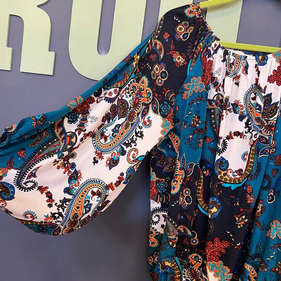R. Rouge Paisley Turquoise + Ivory Off Shoulder Bubble Sleeve Blouse 1XL - Picture 2 of 3